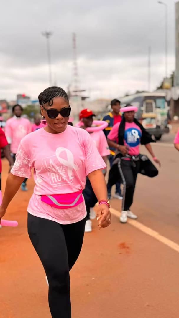 Event – Octobre Rose :  Sandrine Nnanga à la  » Marche Rose »
