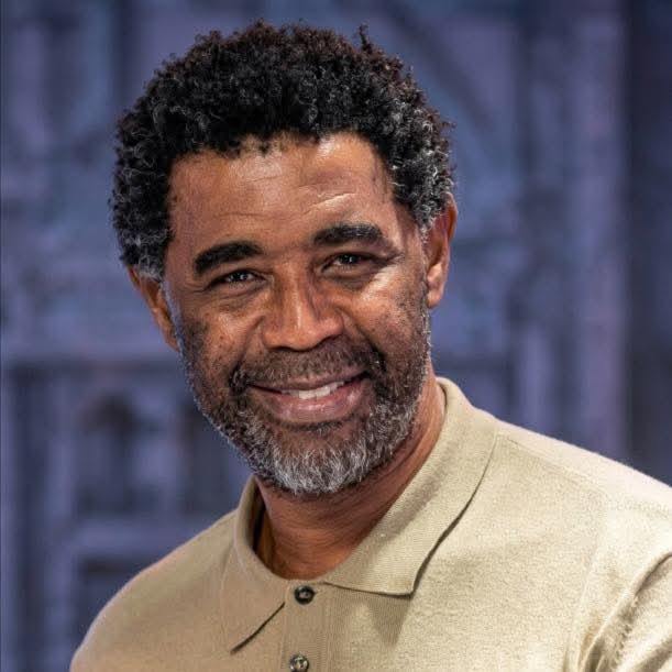 Joyeux Anniversaire au Journaliste  Ephrem Youkpo!